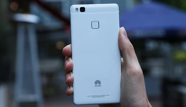 بررسی هوآوی پی 10 لایت